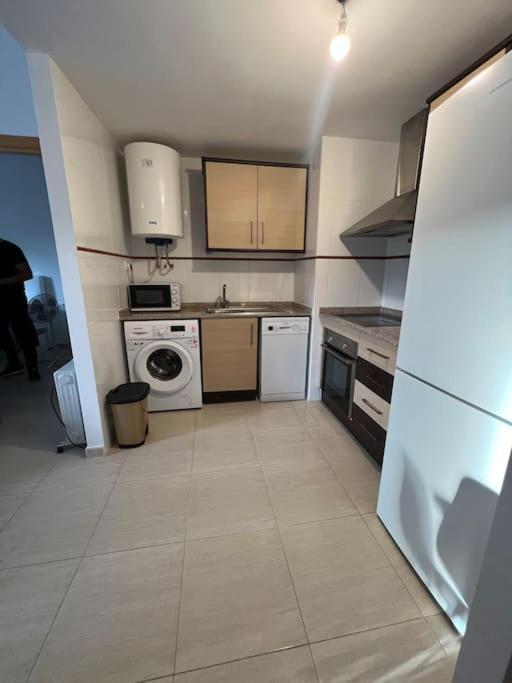 Apartamento Con Piscina ,Parking Y Aire Acondicionado Sant Carlos de la Ràpita エクステリア 写真